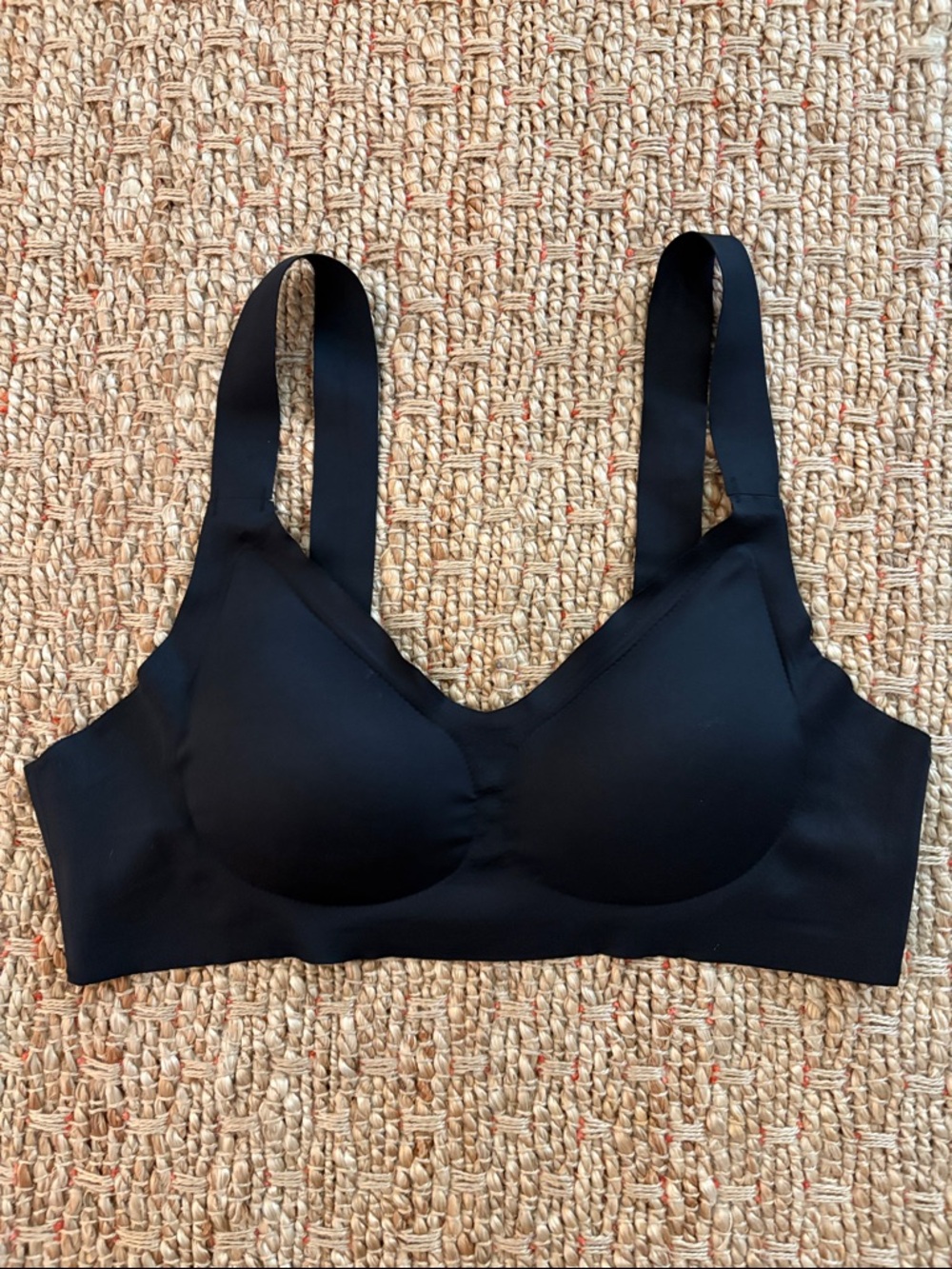 Youmita Smooth Wireless Bra - Black Adjustable Straps Large